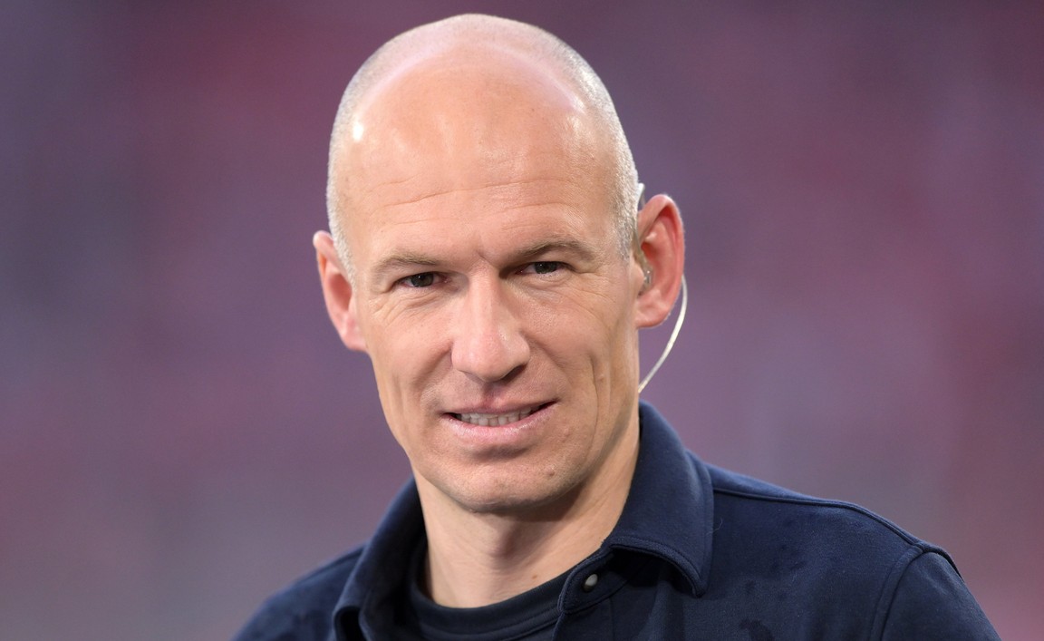 Robben (41) krijgt jeugdteam van FC Groningen onder zijn hoede
– Voetbal International